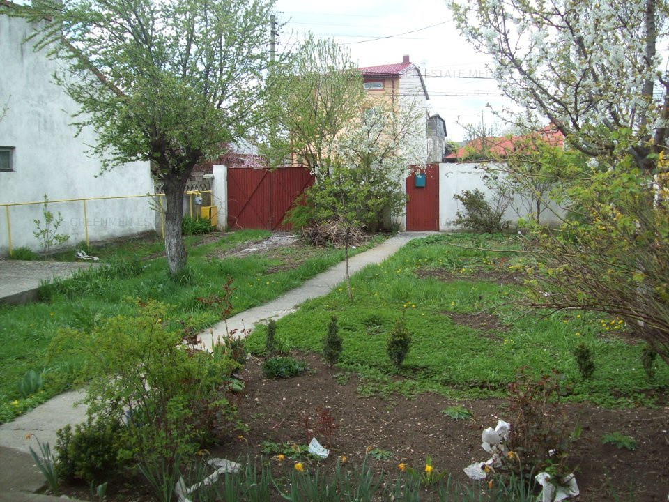 Oportunitate in inima naturii urbane: Teren intravilan cu proiect de casa P+1E+M