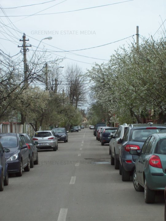 Oportunitate in inima naturii urbane: Teren intravilan cu proiect de casa P+1E+M