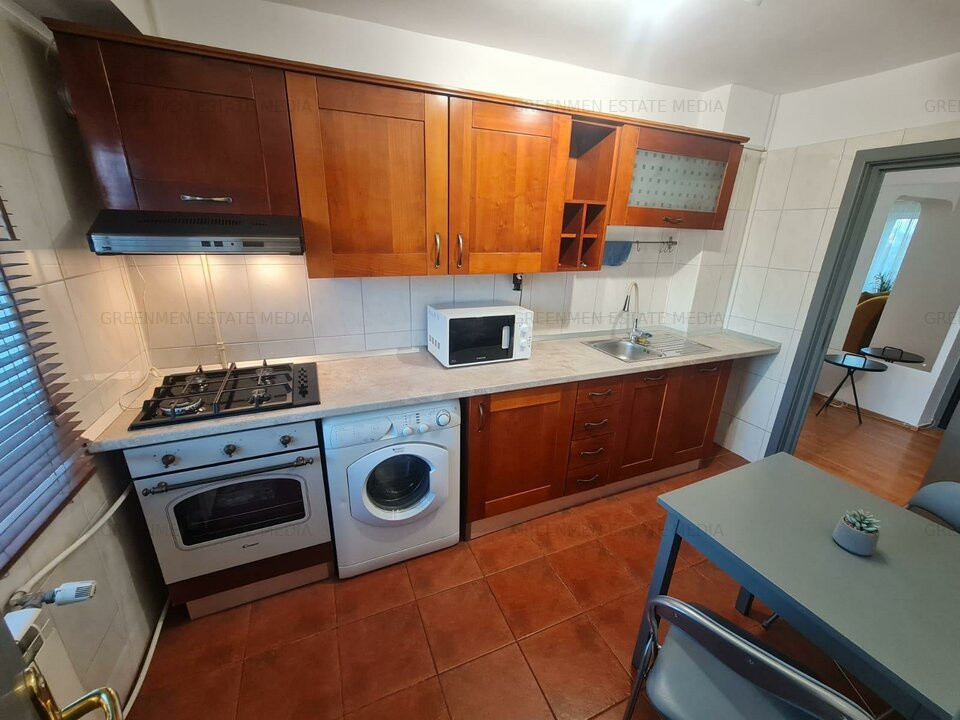 Apartament elegant cu terasă, ultracentral –Piața Unirii, lângă Fântânile Unirii