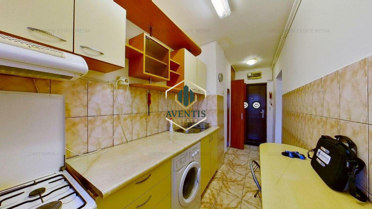 Garsoniera decomandata, bloc mixt, Iancului Metrou